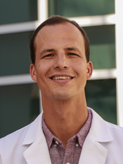 Mauricio Palau, MD